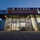 Supermarket COOP Jednota , spotrebné družstvo v Handlovej